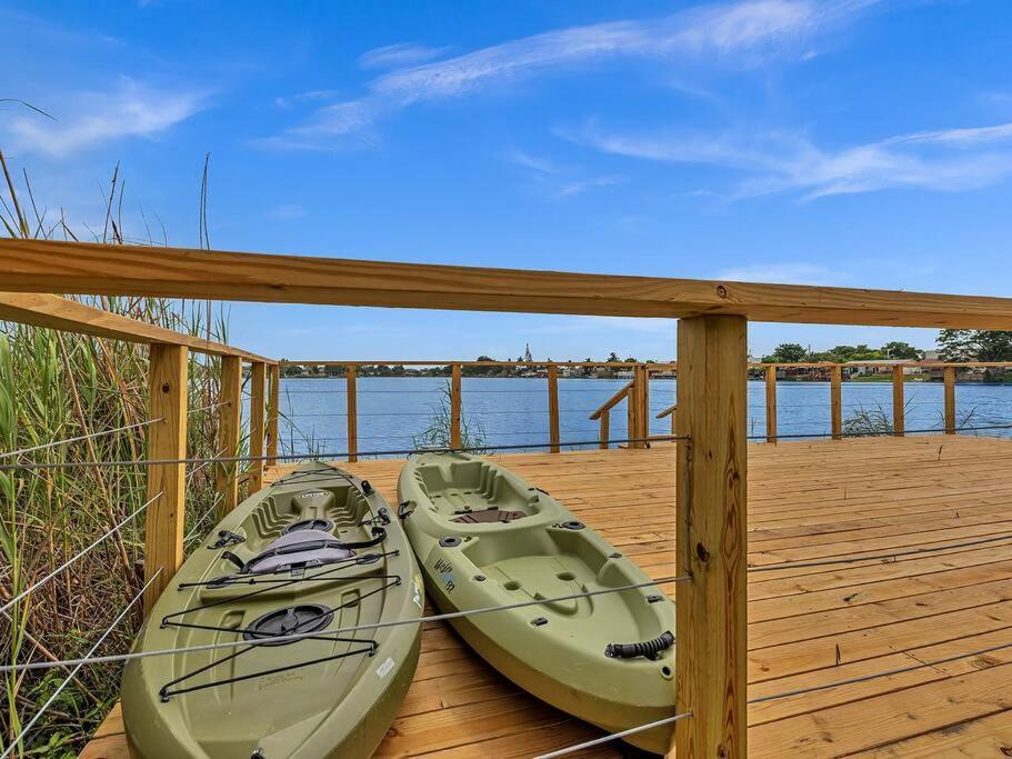 Supervilla - Lakefront - Sunsets, Kayaks, Grill Fort Lauderdale Exterior foto